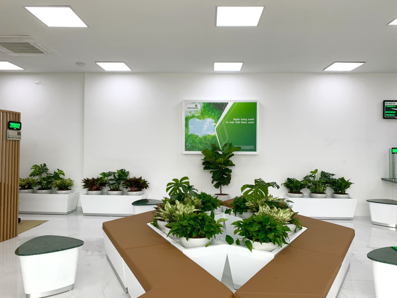 Không gian xanh Phòng giao dịch Vietcombank
