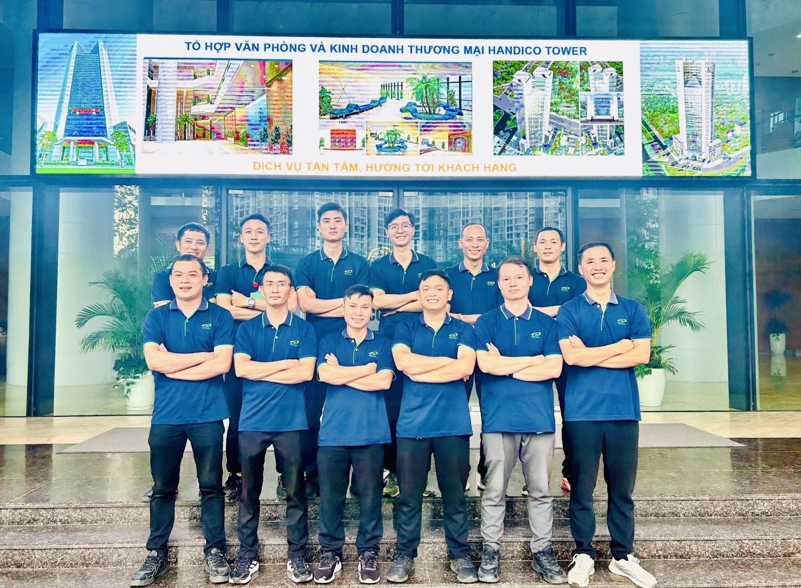 Họp định kỳ và đào tạo nhân viên nội bộ - bộ phận Kĩ thuật Bảo Dưỡng cây xanh Tầm Nhìn Châu Á